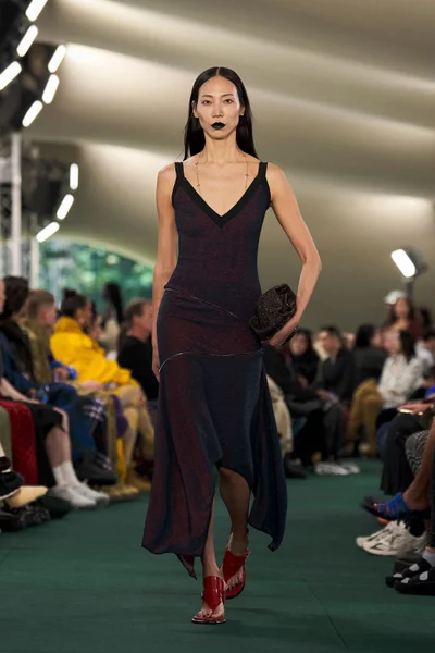 Look 46